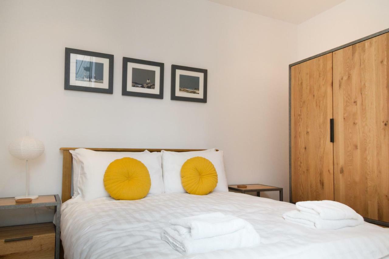 2 Bed Apartment At Quartermile 에든버러 외부 사진